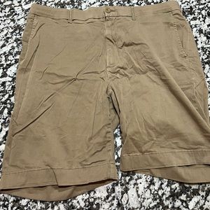 Men’s Khaki Shorts